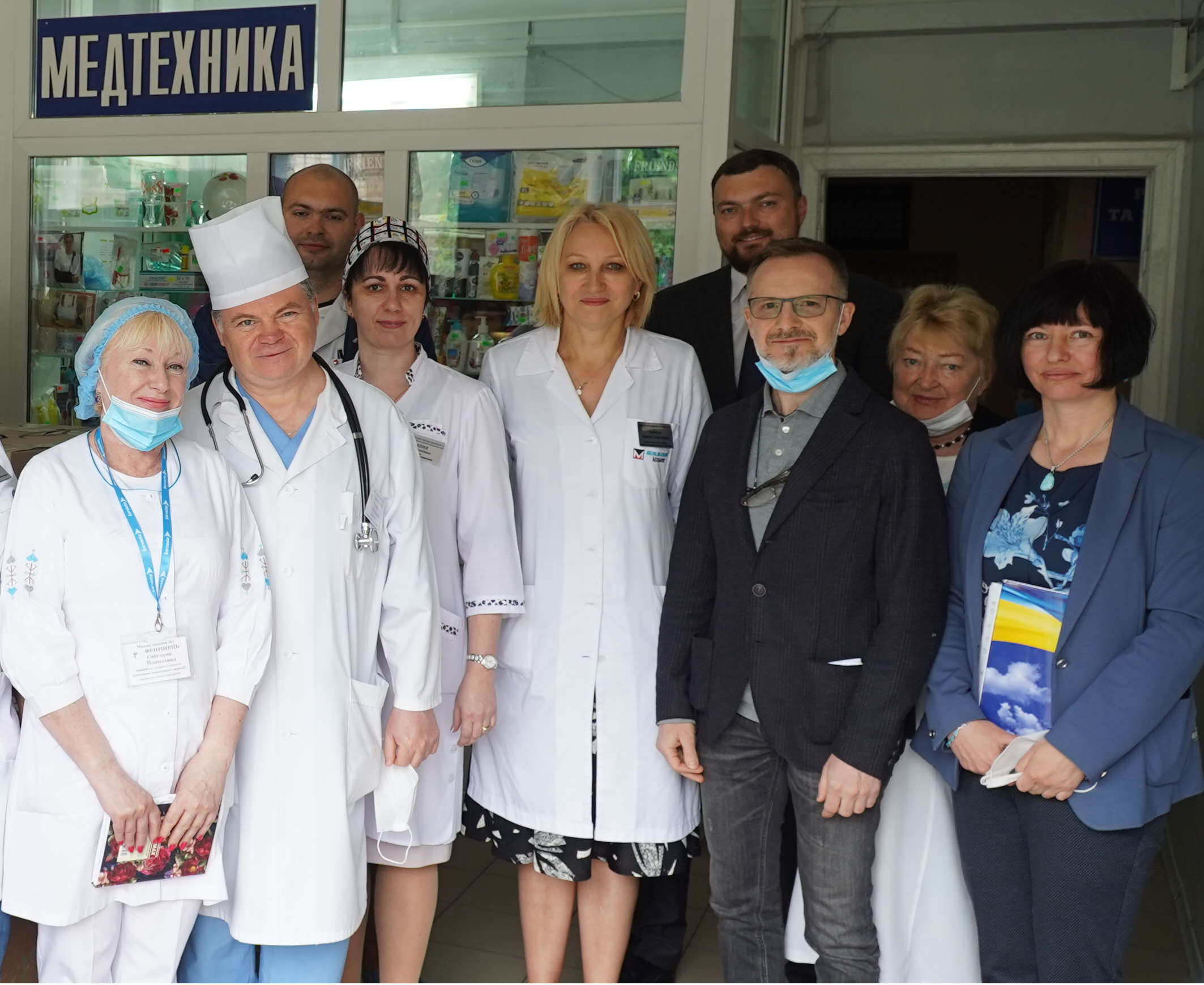 Фонд Вадима Новинського передав обладнання та засоби захисту медикам Миколаєва user/common.seoImage