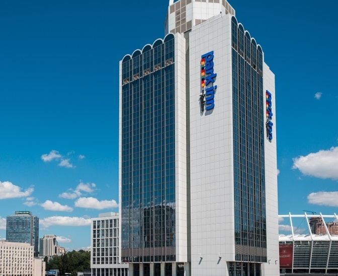 Smart-Holding and Rezidor Hotel Group Open Park Inn by Radisson Kyiv Troyitska Hotel user/common.seoImage