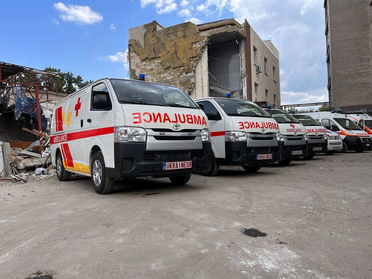 7 машин швидкої допомоги Миколаївській громаді, закуплені в країнах Євросоюзу Фондом Новинського user/common.seoImage